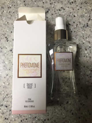 레드컨테이너 페로몬향 퍼퓸 바디미스트 80ml — 5점을 준 리뷰어가 2019년 12월 올린 사용 사진