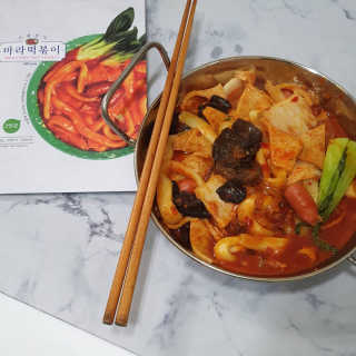 땡땡쿡 쓰촨 마라 떡볶이 2인분 595g — 5점을 준 리뷰어가 2019년 10월 올린 사용 사진