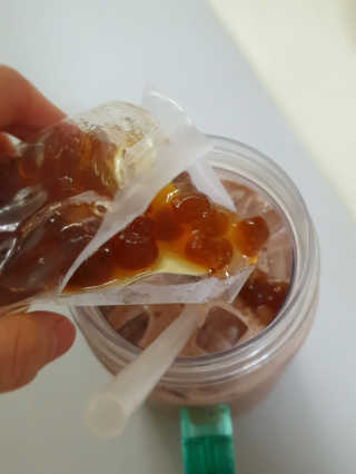 네이쳐티 화이트펄 브라운펄 60g x 6개입 2종 — 5점을 준 리뷰어가 2019년 7월 올린 사용 사진