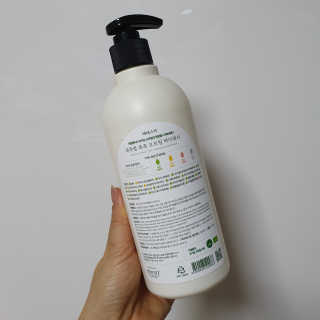 (주)에네스티 내추럴 촉촉  오트밀 바디워시 500ml — 5점을 준 리뷰어가 2020년 1월 올린 사용 사진
