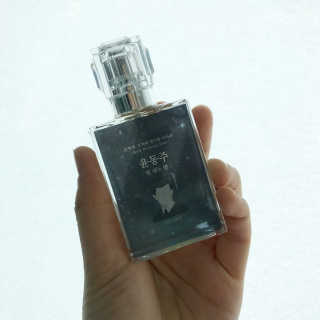 글입다 공방 윤동주 별 헤는 밤 북퍼퓸 30ml — 5점을 준 리뷰어가 2019년 5월 올린 사용 사진