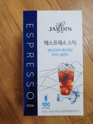 (주)쟈뎅 [쟈뎅] 에스프레소스틱 아이스블렌드 — 5점을 준 리뷰어가 2019년 5월 올린 사용 사진