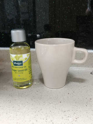 [크나이프] 그레이프씨드 슬리밍 마사지오일 100ml — 5점을 준 리뷰어가 2019년 8월 올린 사용 사진