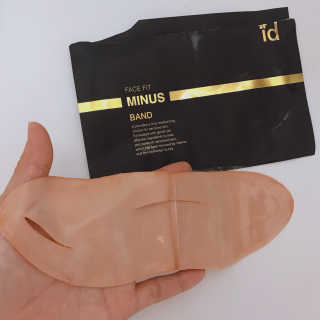 아이디플라코스메틱 아이디 페이스핏 마이너스 밴드 — 5점을 준 리뷰어가 2019년 11월 올린 사용 사진