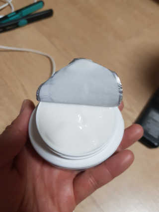 세바메드 우레아 수분폭탄크림 50ml — 3점을 준 리뷰어가 2019년 11월 올린 사용 사진