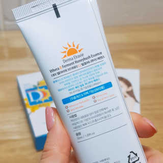 브이테라D 더마엘라비에 브이테라 D 발효 허니부쉬 에센스 — 4.5점을 준 리뷰어가 2019년 3월 올린 사용 사진