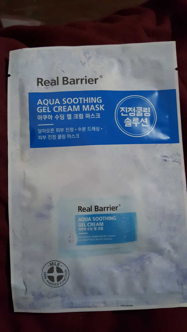 리얼 배리어 아쿠아 수딩 젤 크림 마스크 10ea 리뷰 사진