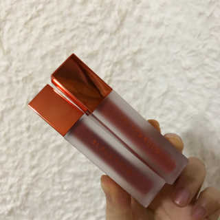 [블랙루즈] 에어 핏 벨벳 틴트3 택1+랜덤1 — 4점을 준 리뷰어가 2019년 3월 올린 사용 사진