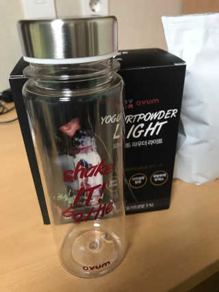 오붐주식회사 오붐 설탕을 뺀 요거트 파우더 라이트 550g+보틀 — 4.17점을 준 리뷰어가 2018년 1월 올린 사용 사진