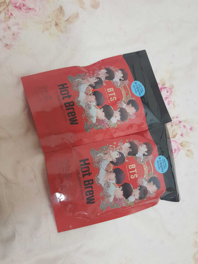콜드브루, 핫브루 BTS 일러스트 리뷰 사진