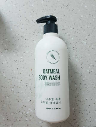 (주)에네스티 내추럴 촉촉  오트밀 바디워시 500ml — 5점을 준 리뷰어가 2019년 9월 올린 사용 사진