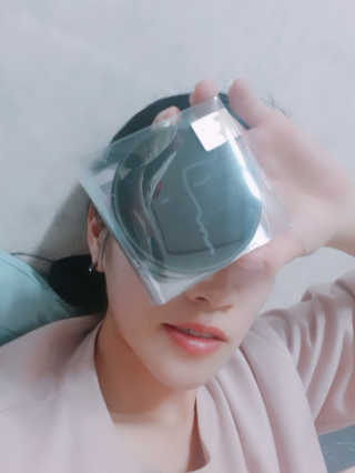 자빈드서울 윙크 파운데이션 팩트 — 4점을 준 리뷰어가 2019년 6월 올린 사용 사진