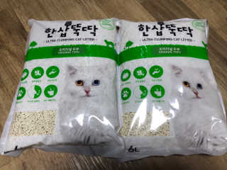 [펫토리아] BEST 고양이두부모래 6L 한삽뚝딱 — 5점을 준 리뷰어가 2019년 2월 올린 사용 사진