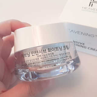 헤브닝 인텐시브 화이트닝크림 50ml — 4.67점을 준 리뷰어가 2018년 9월 올린 사용 사진