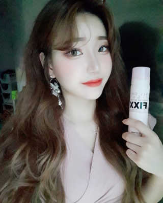 쏘내추럴 올데이 메이크업 픽서 — 5점을 준 리뷰어가 2019년 8월 올린 사용 사진