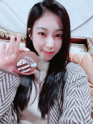 니코피 라이트 에어 터치 쿠션 — 5점을 준 리뷰어가 2019년 10월 올린 사용 사진