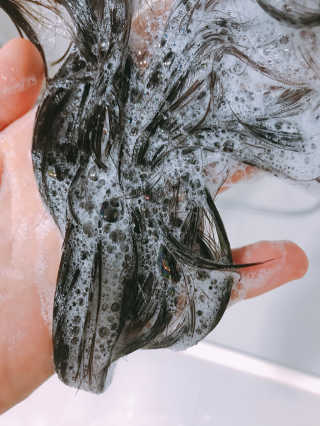 아쿠아큐링 아쿠아S링 퓨어리프레싱 헤어케어 500ml — 4.83점을 준 리뷰어가 2018년 7월 올린 사용 사진