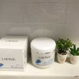 (주)이스터비엔에프 라에뜨 사차인치 바디케어크림 300ml — 4.5점을 준 리뷰어가 2019년 3월 올린 사용 사진