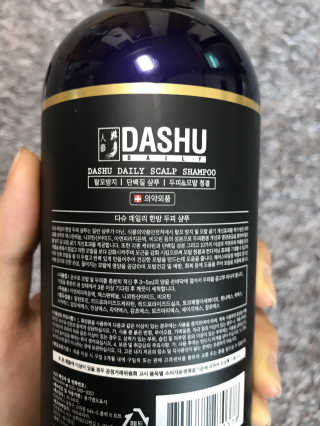 다슈코리아 다슈 데일리 한방 두피 골드 샴푸 500ml — 4.33점을 준 리뷰어가 2017년 5월 올린 사용 사진