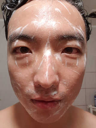 포므시 스노우화이트클렌징폼pH5.5 — 3점을 준 리뷰어가 2020년 1월 올린 사용 사진