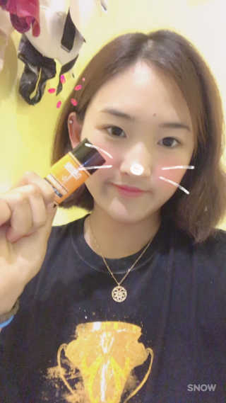 다슈코리아 다슈 데일리 비타플렉스 선스틱 — 2.83점을 준 리뷰어가 2017년 7월 올린 사용 사진