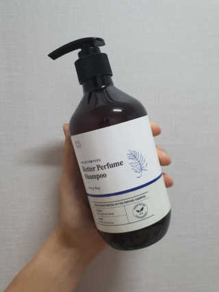 달리프 베러 퍼퓸 샴푸 1000ml 레이니데이 or 일랑로즈 — 4점을 준 리뷰어가 2020년 1월 올린 사용 사진