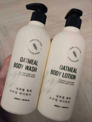 (주)에네스티 내추럴 촉촉  오트밀 바디워시 500ml — 5점을 준 리뷰어가 2019년 12월 올린 사용 사진