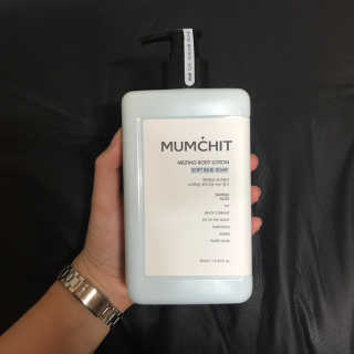 멈칫(MUMCHIT) 멜팅 바디로션 — 5점을 준 리뷰어가 2018년 12월 올린 사용 사진