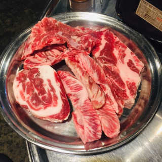 [돼지삼촌]특수부위 한판or이베리코 커플세트 중 택 1 — 5점을 준 리뷰어가 2019년 2월 올린 사용 사진