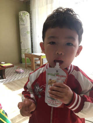 에어드베어 독일 No.1 유기농퓨레 요거트 세트 — 3.67점을 준 리뷰어가 2017년 4월 올린 사용 사진