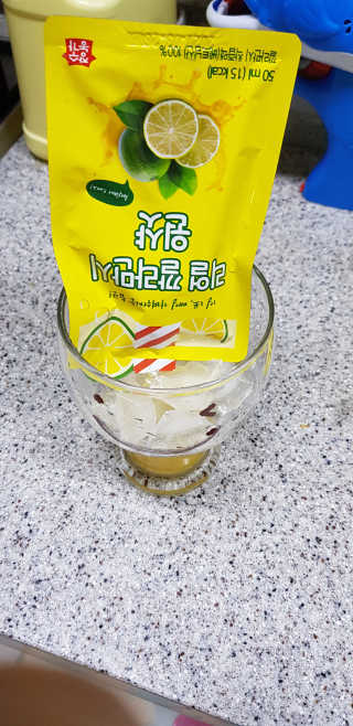 장수농가 리얼깔라만시 원샷 50ml 10팩+보틀 — 5점을 준 리뷰어가 2019년 5월 올린 사용 사진