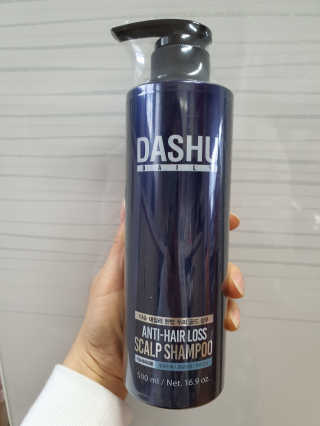 다슈코리아 다슈 데일리 단백질 한방 두피 골드 샴푸 500ml — 5점을 준 리뷰어가 2020년 3월 올린 사용 사진