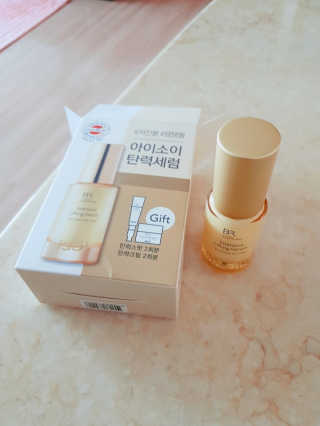 아이소이 불가리안 로즈 인텐시브 리프팅 세럼 20ml 탄력세럼 — 5점을 준 리뷰어가 2018년 11월 올린 사용 사진
