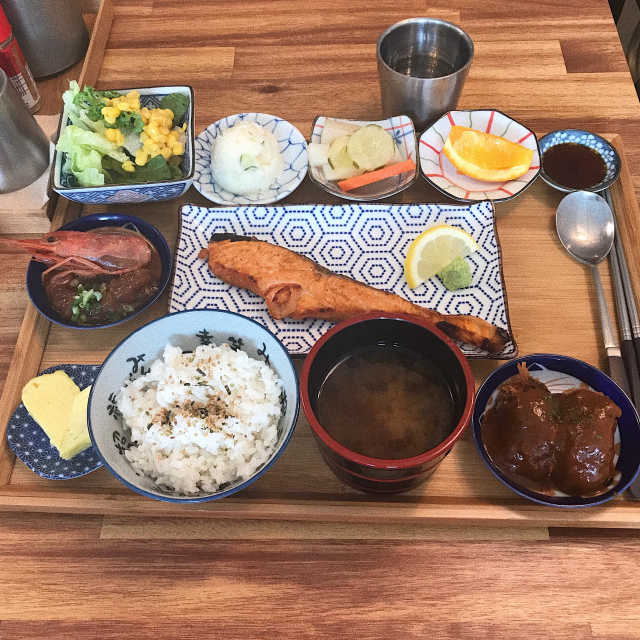 정담 6개 메뉴 중 택 2 리뷰 사진