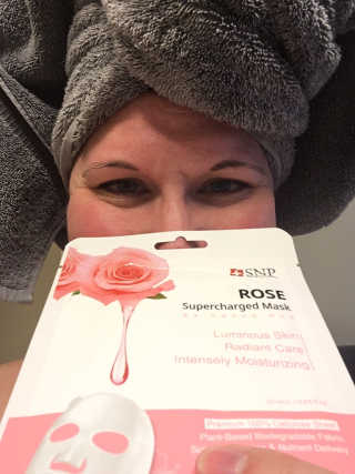 SNP Supercharged Mask_Rose Centifoli Flower — 5점을 준 리뷰어가 2018년 12월 올린 사용 사진