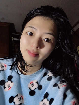 입큰뉴욕 비얼라우 제주 곰솔잎 맑은 에센스 — 5점을 준 리뷰어가 2020년 1월 올린 사용 사진