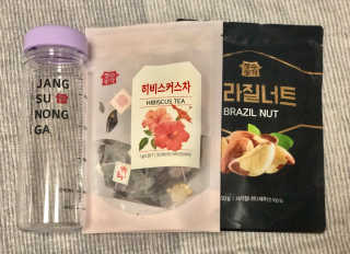 장수농가 브라질너트, 히비스커스 — 4점을 준 리뷰어가 2018년 8월 올린 사용 사진