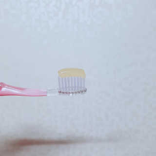 큐어스크립트 닥터폴스 치약 바닐블랙티향 — 5점을 준 리뷰어가 2018년 3월 올린 사용 사진