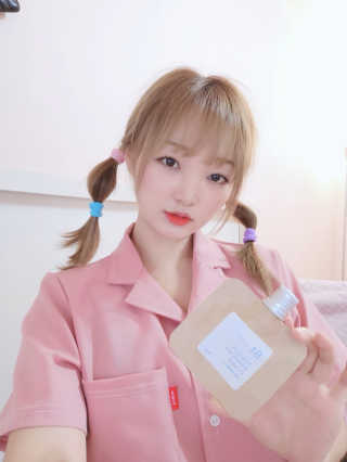 톤28 유기농 블루라이트 방어 UV 차단거리 건성용 B1 — 5점을 준 리뷰어가 2019년 5월 올린 사용 사진