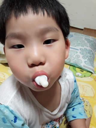 그린스토어 베이비드롭 프로바이오틱스 1병 30일분 — 5점을 준 리뷰어가 2018년 6월 올린 사용 사진