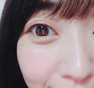 터치인솔 메탈리스트 리퀴드 포일 섀도우 5종 — 3.83점을 준 리뷰어가 2018년 5월 올린 사용 사진