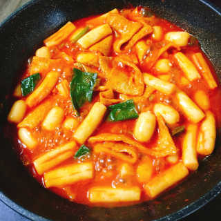 미쓰리떡볶이 just 10 min 패키지 — 4.67점을 준 리뷰어가 2018년 5월 올린 사용 사진