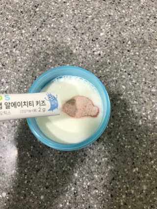 마이니 지큐랩 알에이치티 키즈 — 4.33점을 준 리뷰어가 2018년 2월 올린 사용 사진