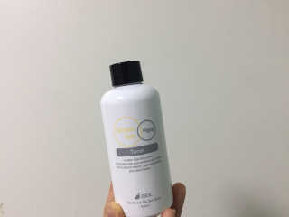 이솔화장품 이솔 세범 리스 포어 토너 200ml — 5점을 준 리뷰어가 2018년 8월 올린 사용 사진