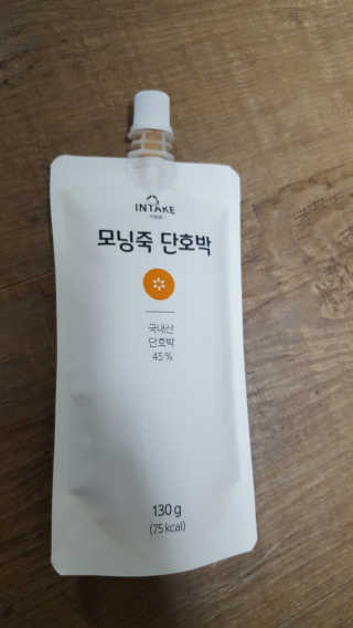 인테이크 모닝죽 (단호박/고구마/단팥/검은콩/귀리) — 5점을 준 리뷰어가 2017년 8월 올린 사용 사진