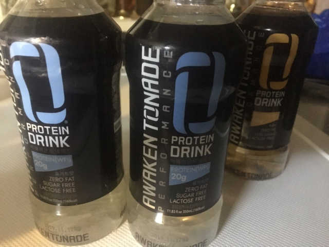 어웨이큰 토네이드 AWAKEN TONADE 리뷰 사진