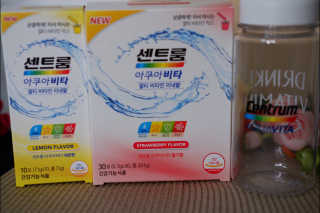 센트룸 아쿠아비타 레몬향, 딸기향 — 5점을 준 리뷰어가 2019년 8월 올린 사용 사진
