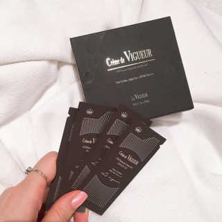 라 뷔게르 크렘 드 뷔게르 - Crème de Vigueur — 3점을 준 리뷰어가 2019년 9월 올린 사용 사진