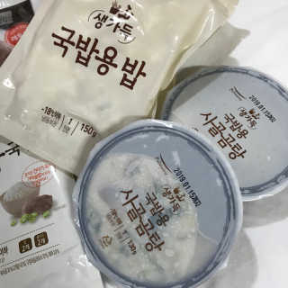 [풀무원] 사골곰탕국밥 황태해장국밥 — 5점을 준 리뷰어가 2018년 6월 올린 사용 사진