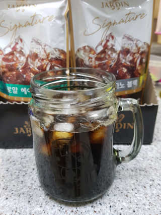 (주)쟈뎅 쟈뎅 시그니처 블랙, 헤이즐넛 230ml — 4.17점을 준 리뷰어가 2018년 7월 올린 사용 사진